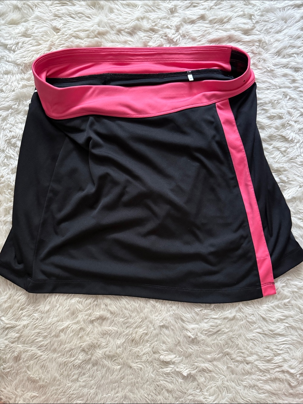 Callaway Black and Pink Women’s Golf Skort